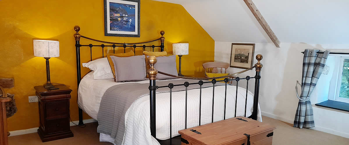 The double bedroom in River Cottage at Chypons Farm Self Catering Holiday Cottages St Ives Cornwall